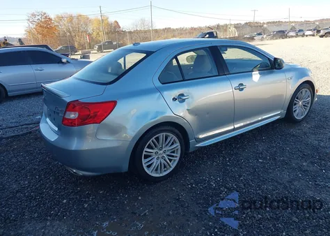 2012 Suzuki Kizashi Sport Sls z USA, uszkodzony, nr VIN JS2RF9A83C6100745